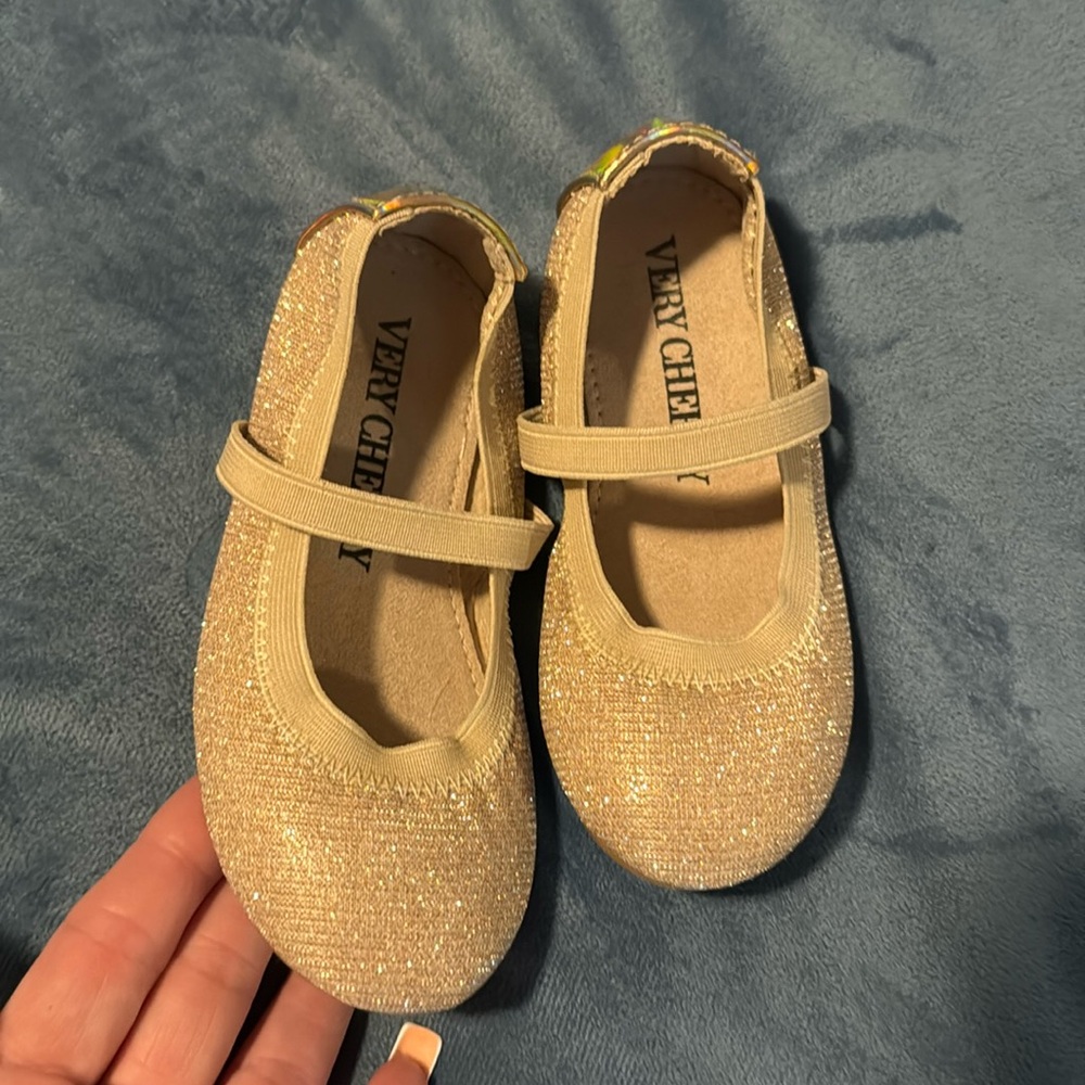 Pinkish gold slip on toddler size 8